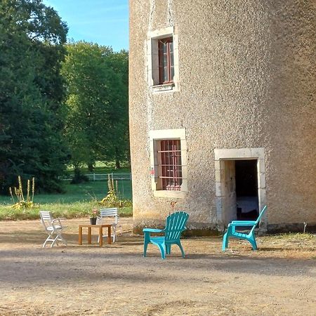 Chambre Dans Tour Du 15Eme Siecle Mauvieres Exterior foto